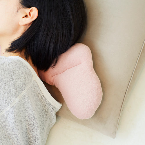 スッキリ起きられる「無重力ピロー」